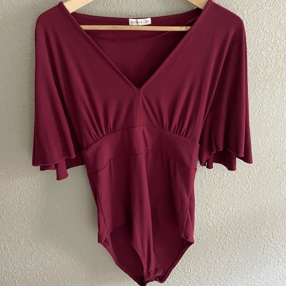 Short sleeve bodysuit